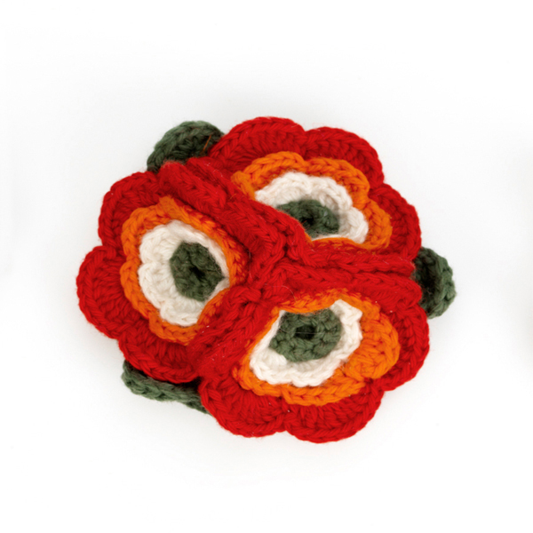 Red flower corsage crocheted brooch